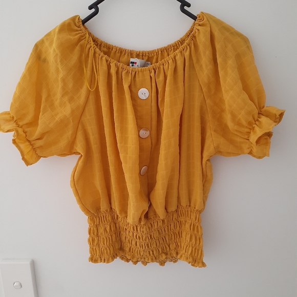 Temt Top and skirt - Picture 11 of 11